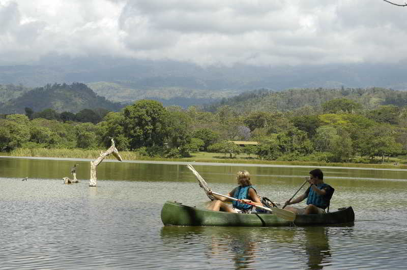 Arusha Serena Hotel Resort & Spa Bagian luar foto